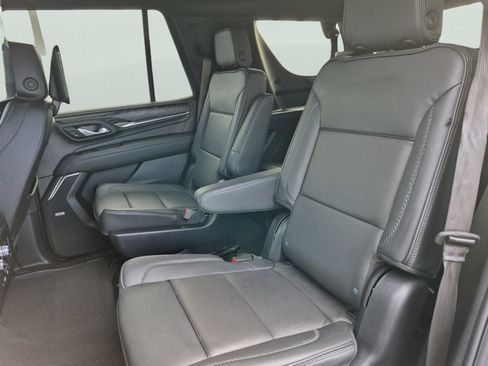 Used 2024 GMC Yukon Denali w/ Advanced Technology Package AWD/4WD image 20