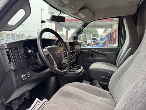 Used 2019 GMC Savana 3500 w/ Power Convenience Package RWD image 10