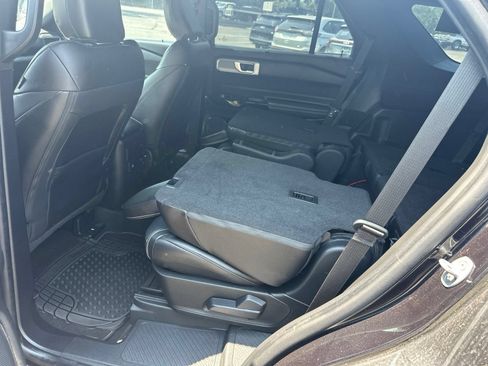 Used 2022 Ford Explorer ST w/ Equipment Group 401A AWD/4WD image 6
