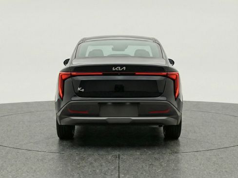 Used 2025 Kia K4 LXS FWD image 7