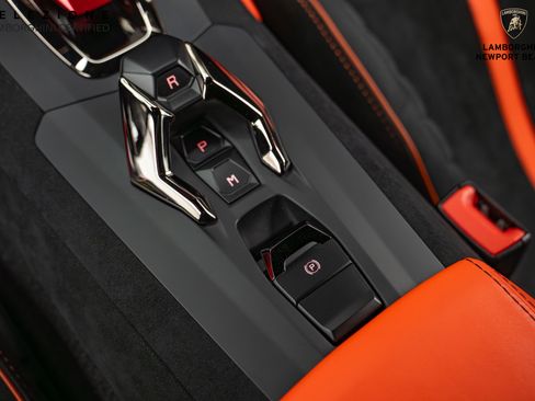 Used 2022 Lamborghini Huracan STO image 34