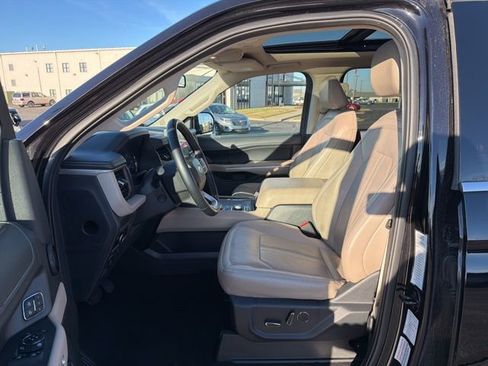 Used 2024 Ford Expedition Max Limited image 10