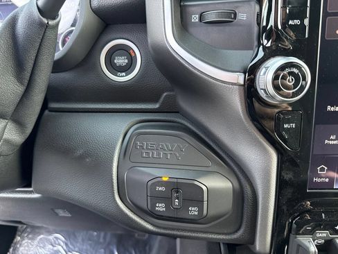 New 2026 RAM 2500 Big Horn AWD/4WD image 15