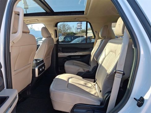 Certified 2023 Ford Expedition Limited image 11
