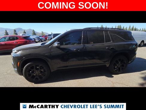 Used 2024 Chevrolet Traverse RS FWD image 4