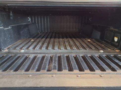 Used 2021 Toyota Tacoma Limited w/ Nightshade Package image 4