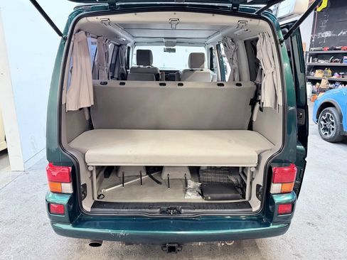 Used 2003 Volkswagen Eurovan MV image 22