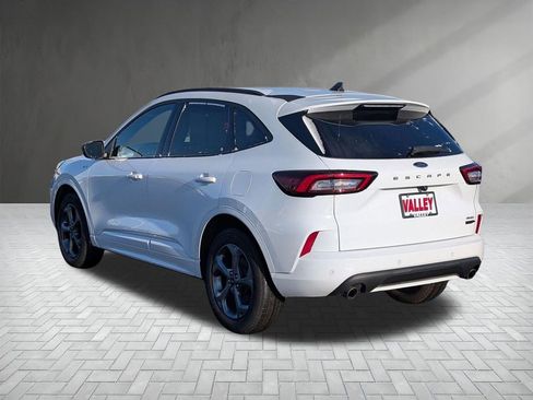 Used 2023 Ford Escape ST-Line w/ Tech Pack #1 image 7