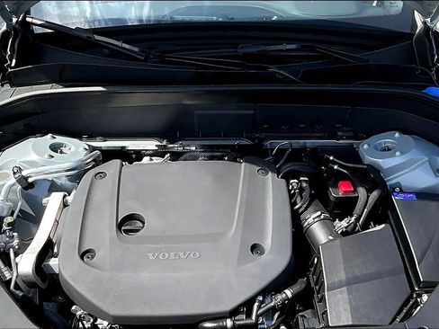 New 2026 Volvo XC90 B6 Plus w/ Protection Package Premier image 24