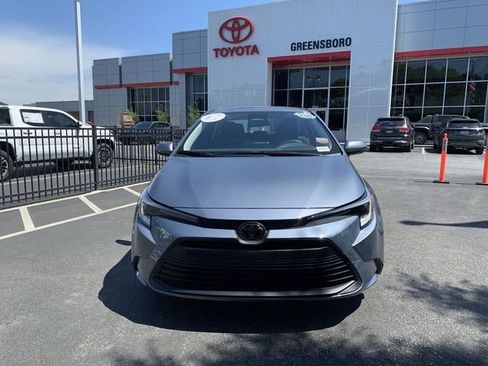 Used 2026 Toyota Corolla LE w/ LE Premium Package FWD image 3