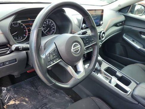 Used 2023 Nissan Sentra SR w/ Midnight Edition Package FWD image 18