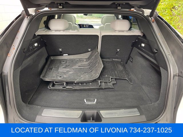 Certified 2024 Cadillac Lyriq Luxury AWD/4WD image 26