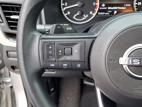 Used 2024 Nissan Rogue SV image 20