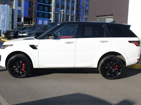 Used 2022 Land Rover Range Rover Sport HST image 6