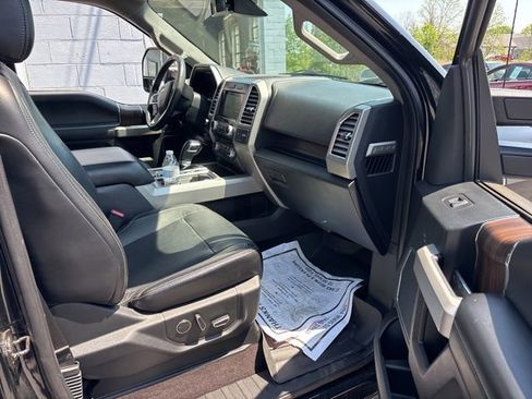 Used 2016 Ford F150 Lariat w/ Equipment Group 502A Luxury AWD/4WD image 8