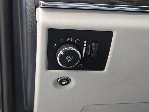 Used 2019 Jeep Grand Cherokee Summit AWD/4WD image 23