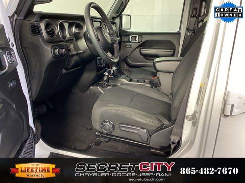 Used 2021 Jeep Wrangler Unlimited Sport image 11