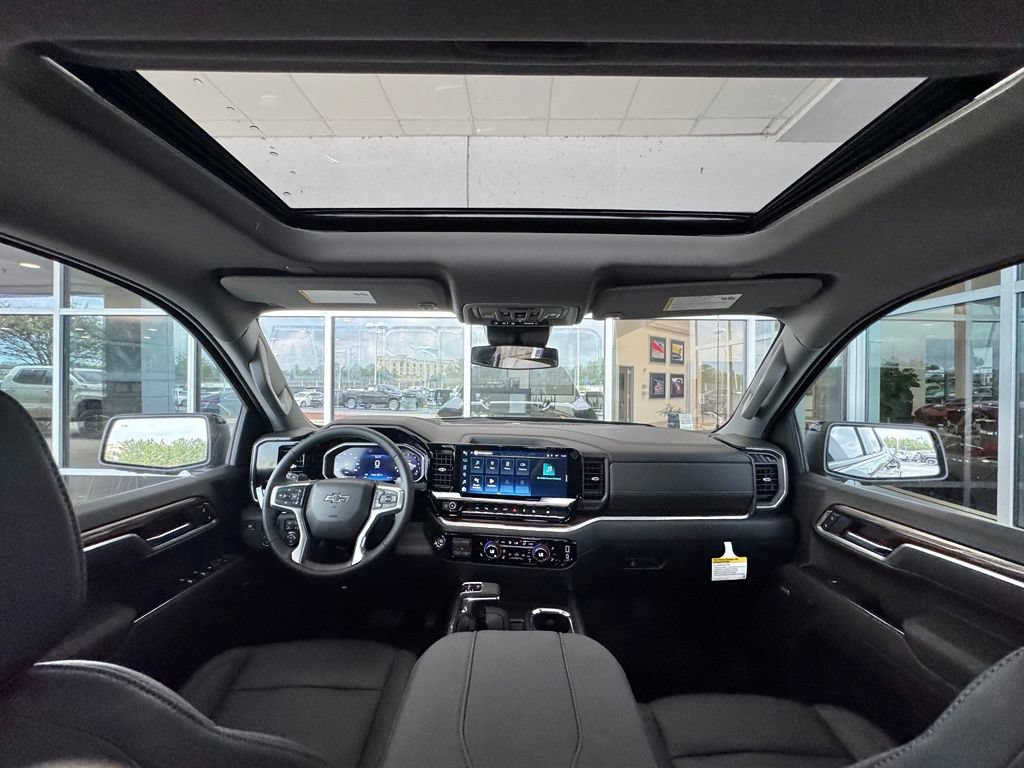 New 2026 Chevrolet Silverado 1500 RST w/ RST All Star Premium Package AWD/4WD image 4