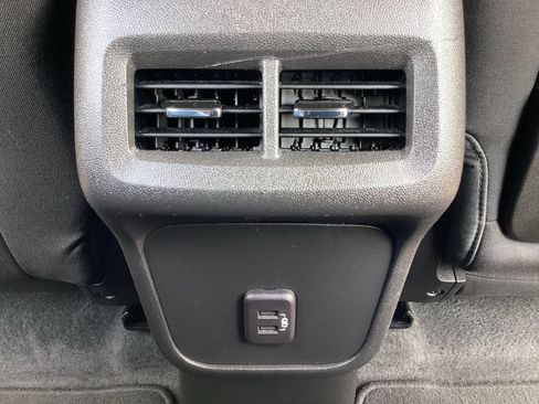 Used 2023 GMC Terrain SLE w/ Driver Convenience Package FWD image 28
