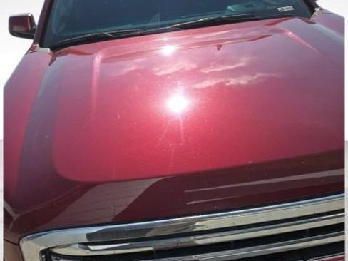 Used 2018 GMC Yukon SLT w/ Premium Edition AWD/4WD image 3