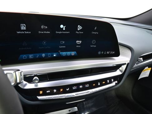 New 2025 Cadillac Lyriq Luxury w/ Nappa Leather Package image 26