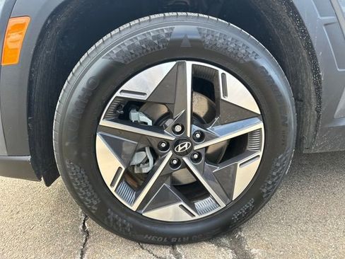 Certified 2025 Hyundai Tucson SEL image 12