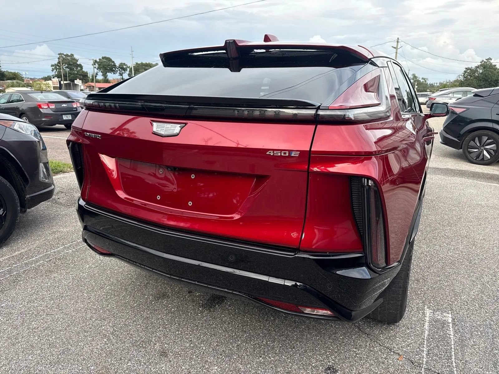Used 2024 Cadillac Lyriq Sport RWD image 8