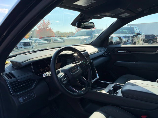 Used 2024 GMC Acadia AT4 w/ Luxury Package AWD/4WD image 10