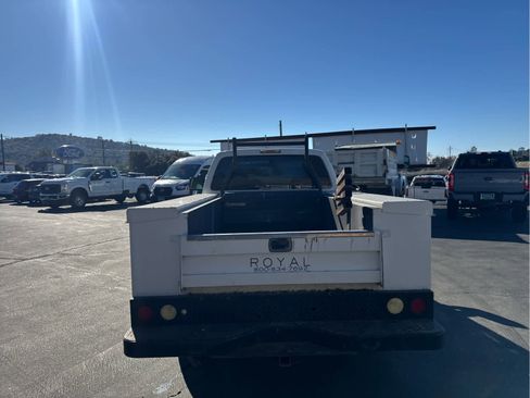 Used 2009 Ford F250 XL image 6