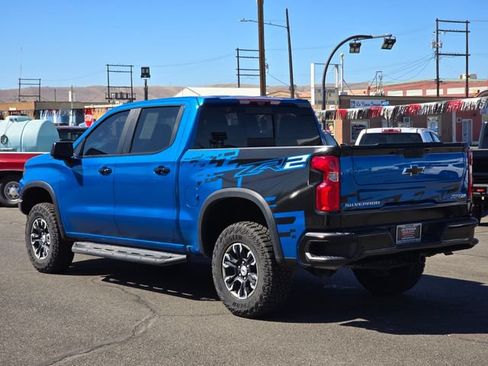 Used 2023 Chevrolet Silverado 1500 ZR2 w/ Technology Package AWD/4WD image 3