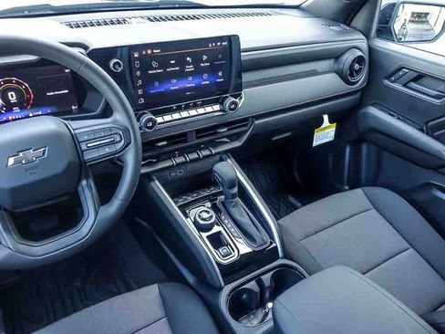 New 2026 Chevrolet Colorado Trail Boss AWD/4WD image 18