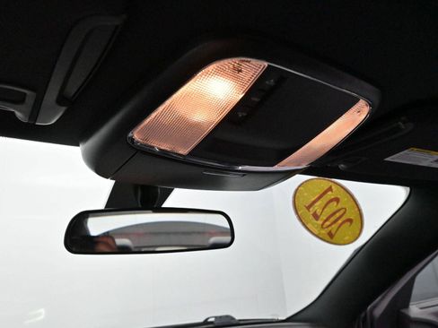 Used 2021 Dodge Charger SXT w/ Leather Interior Group image 28