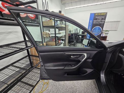 Used 2017 Nissan Altima 2.5 SV image 22