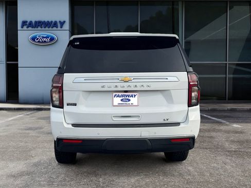 Used 2022 Chevrolet Suburban LT image 5