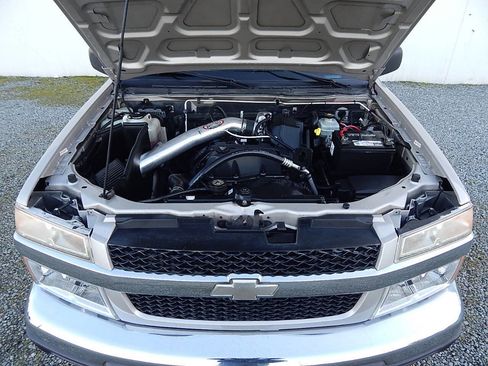 Used 2004 Chevrolet Colorado LS w/ Comfort Convenience Package image 21