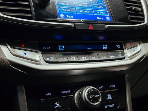 Used 2015 Honda Accord EX-L image 29