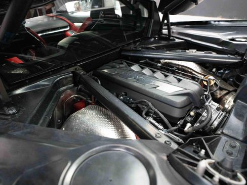 Used 2020 Chevrolet Corvette Stingray Preferred Cpe w/ 2LT Preferred Equipment Group RWD image 26