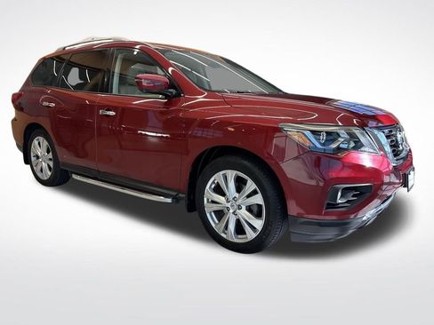 Used 2019 Nissan Pathfinder SL w/ SL Premium Package image 9