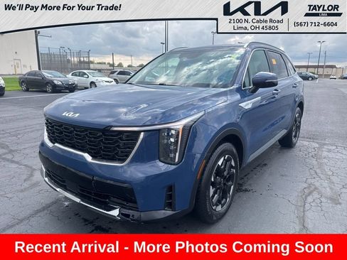Used 2024 Kia Sorento S FWD image 1