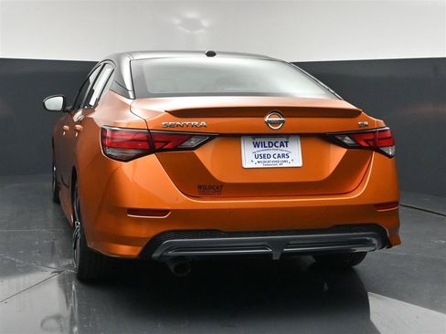 Used 2020 Nissan Sentra SR w/ Premium Package FWD image 7