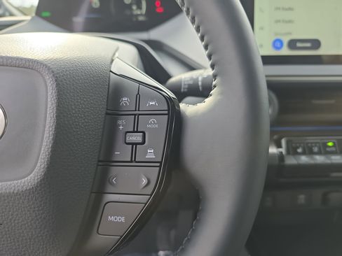 Used 2026 Toyota Prius Limited image 17