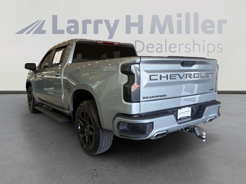 Used 2023 Chevrolet Silverado 1500 RST AWD/4WD image 3