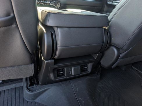 Used 2024 Chevrolet Silverado 1500 LT image 31