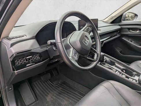 Used 2023 Honda Accord EX-L image 10