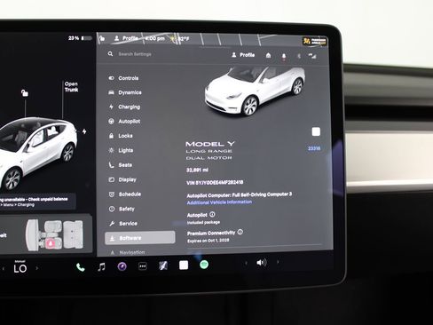 Used 2021 Tesla Model Y Long Range image 13