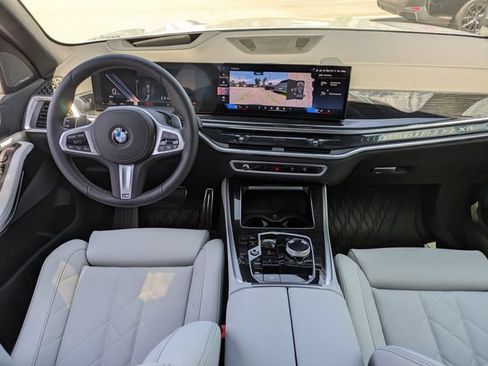 Used 2026 BMW X5 xDrive40i w/ Executive Package AWD/4WD image 18