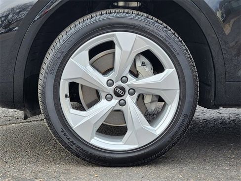 Used 2025 Audi Q5 2.0T Premium Plus w/ Premium Plus Package image 10