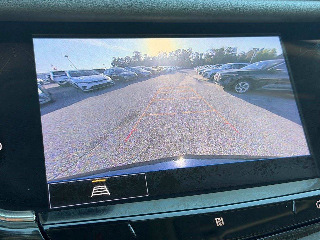 Used 2021 Cadillac XT6 Premium Luxury FWD image 24