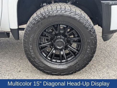 Used 2024 GMC Sierra 2500 AT4 w/ AT4 Premium Plus Package image 11