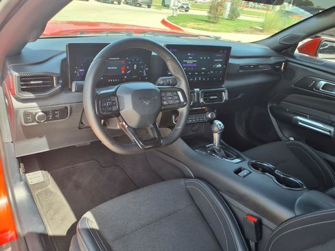Used 2024 Ford Mustang Coupe RWD image 11